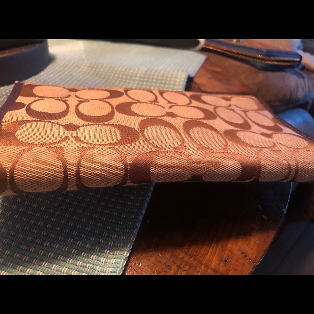Wallet - Picture 2 of 3